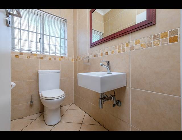 4 BEDROOM HOUSE FOR SALE IN GALLO MANOR